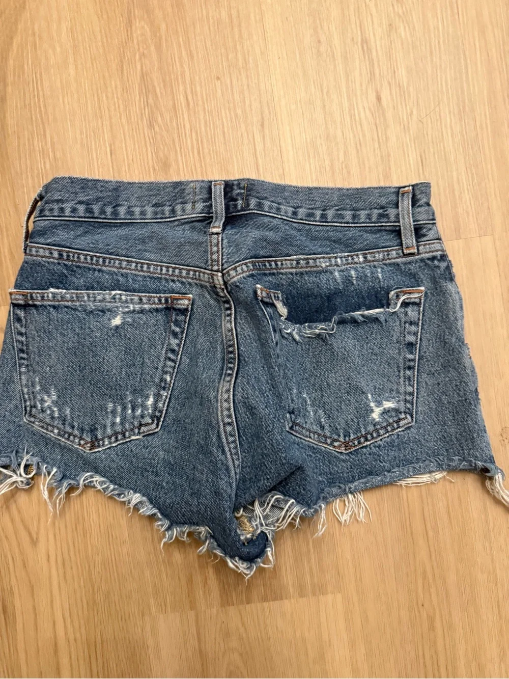 AGOLDE Cut Off Denim Jean Shorts Swapmeet Dark Sz 25 - Picture 2 of 3